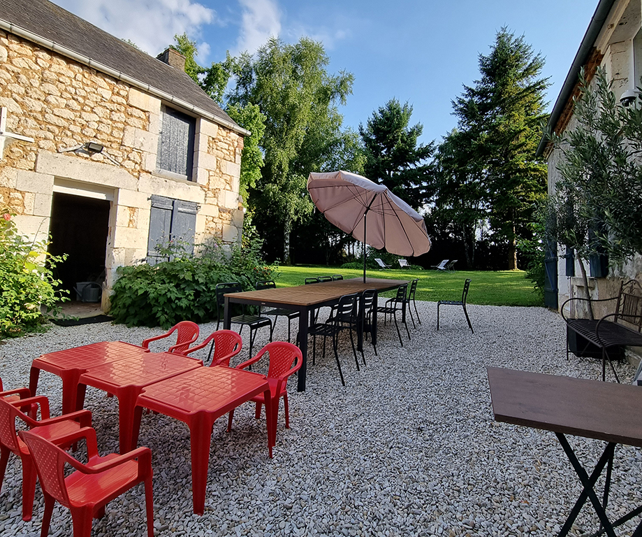 La Longère de Happy Petit Senais pour 15 personnes avec ses 5 chambres 