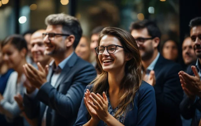 Des clients professionnels contents de leur séminaire résidentiel au domaine Happy Petit Senais à Sancerre